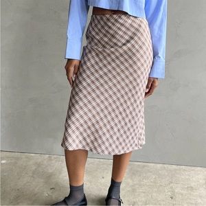 Lisa Says Gah Plaid Skirt in Brown and White